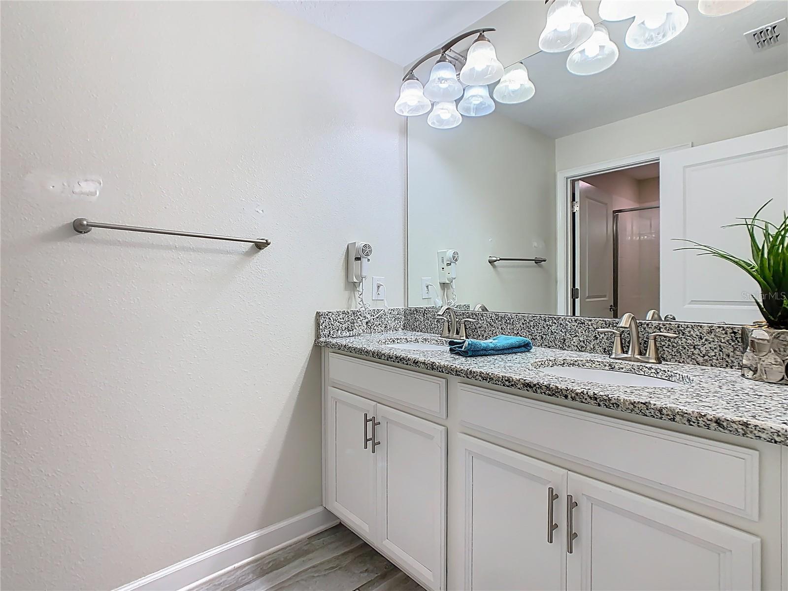 1579 Moon Valley Dr Property Photo 12
