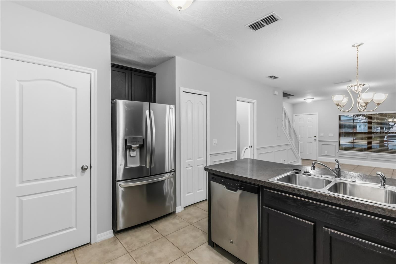 1251 Trillium Park Ln Property Photo 8