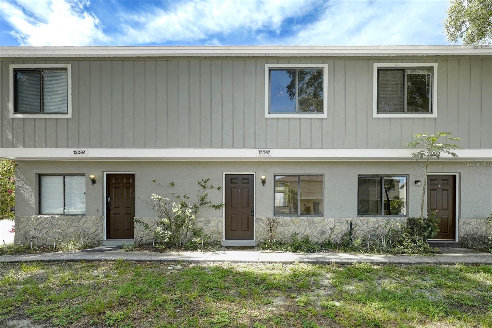 12062 TIFT CIR Property Photo 1