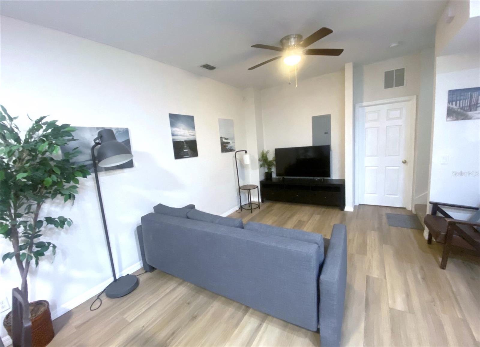 1282 S Beach Cir Property Photo 18