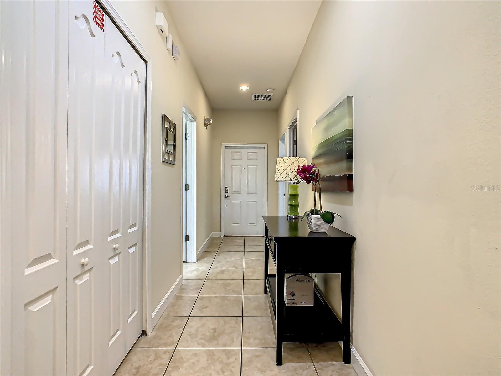 3039 Beach Palm Ave Property Photo 4
