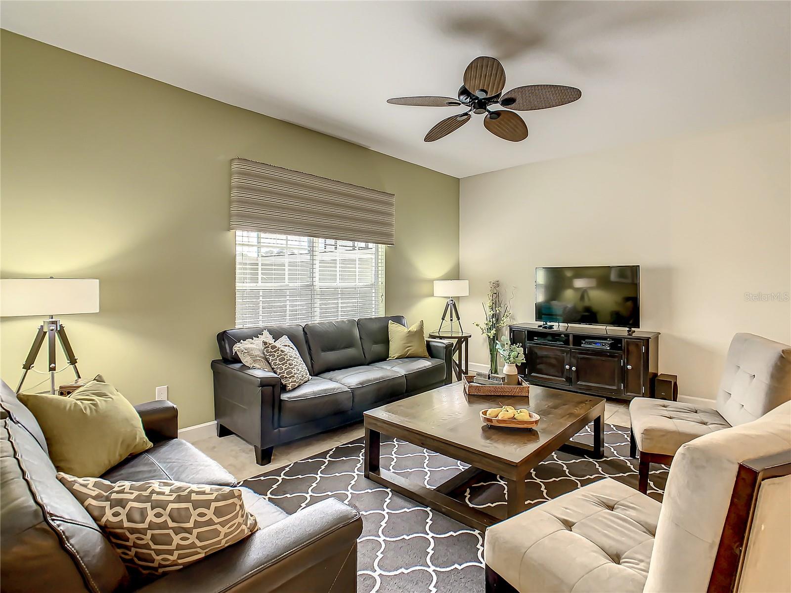 3039 Beach Palm Ave Property Photo 10