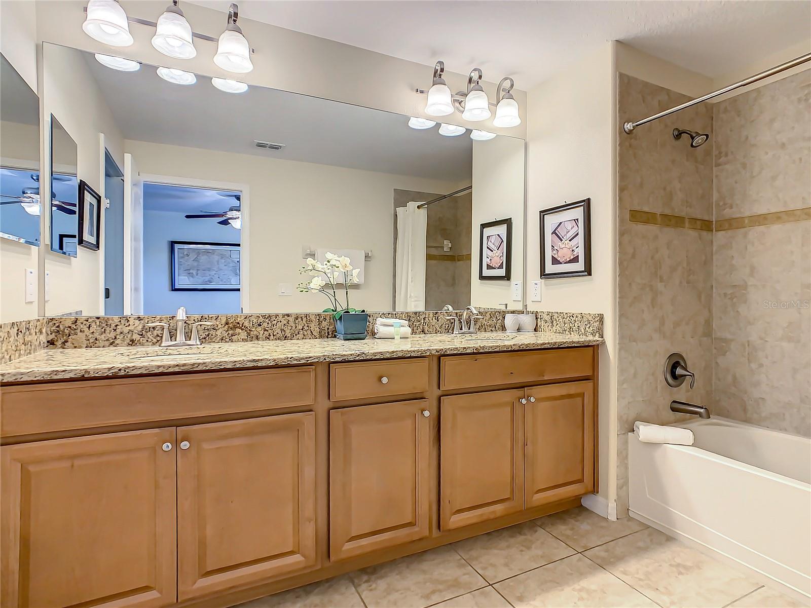 3039 Beach Palm Ave Property Photo 19