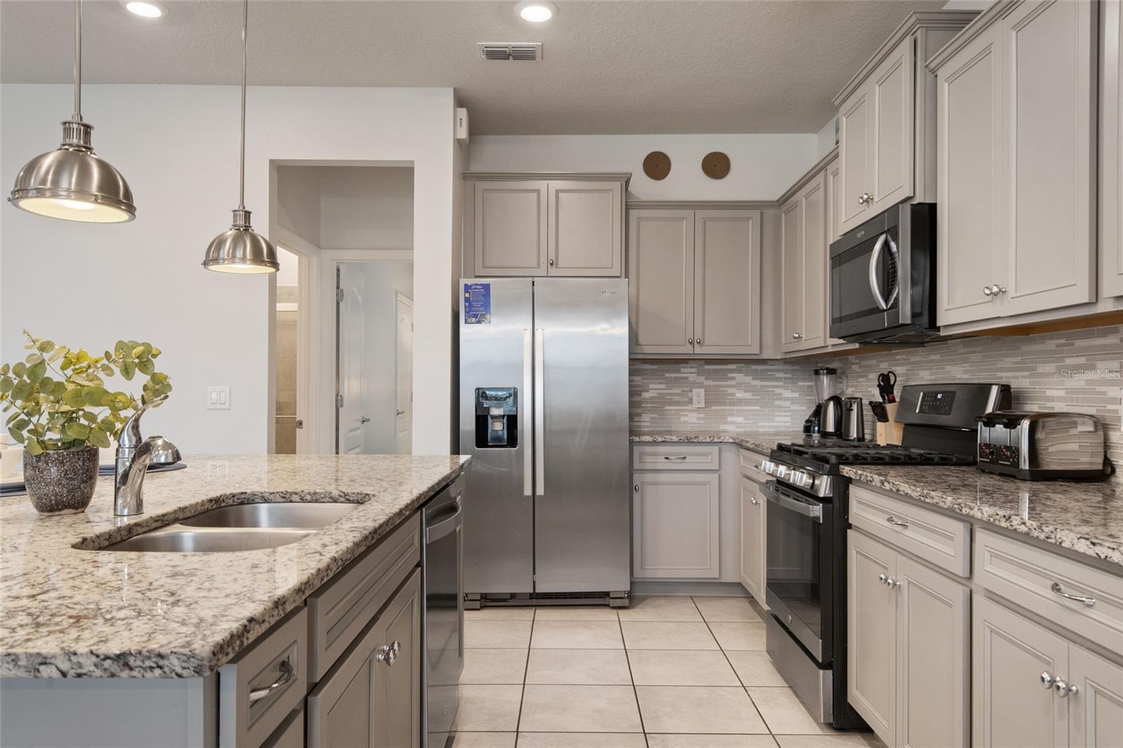 7364 Oakmoss Loop Property Photo 14