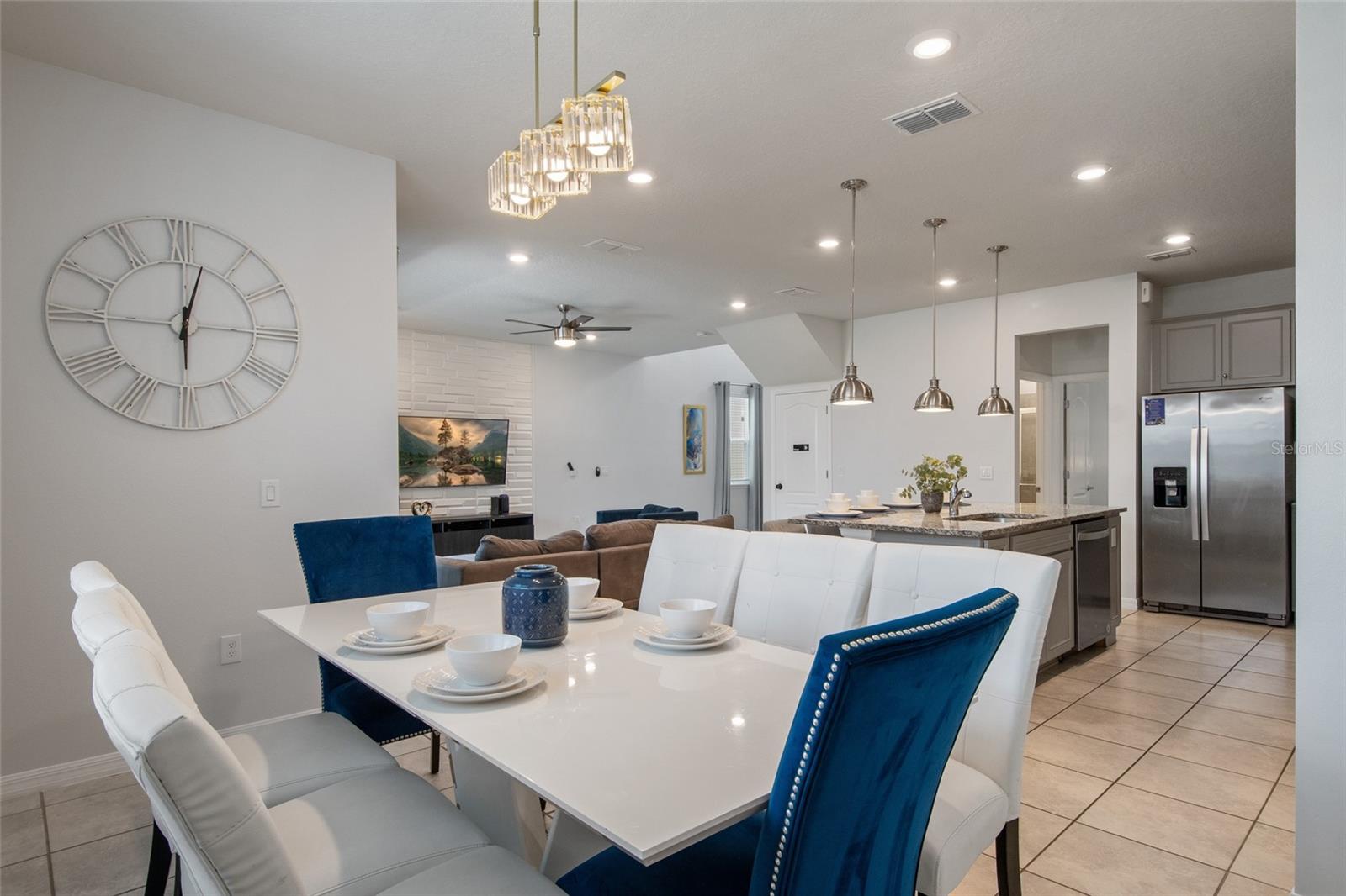 7364 Oakmoss Loop Property Photo 18