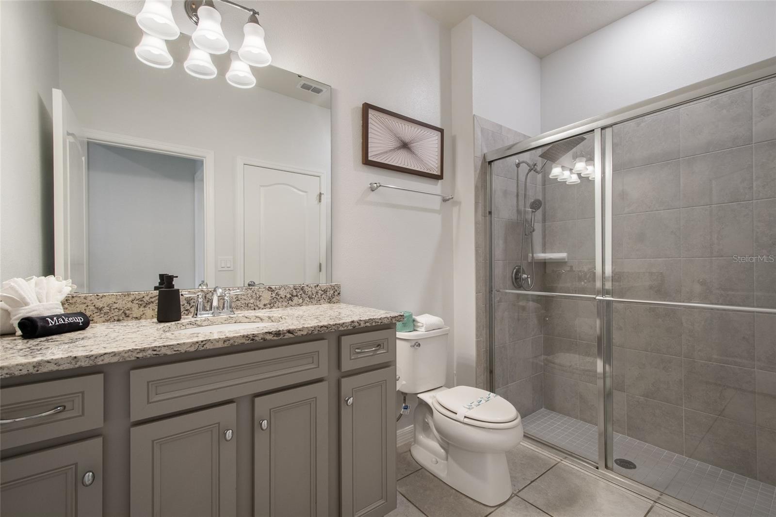 7364 Oakmoss Loop Property Photo 19