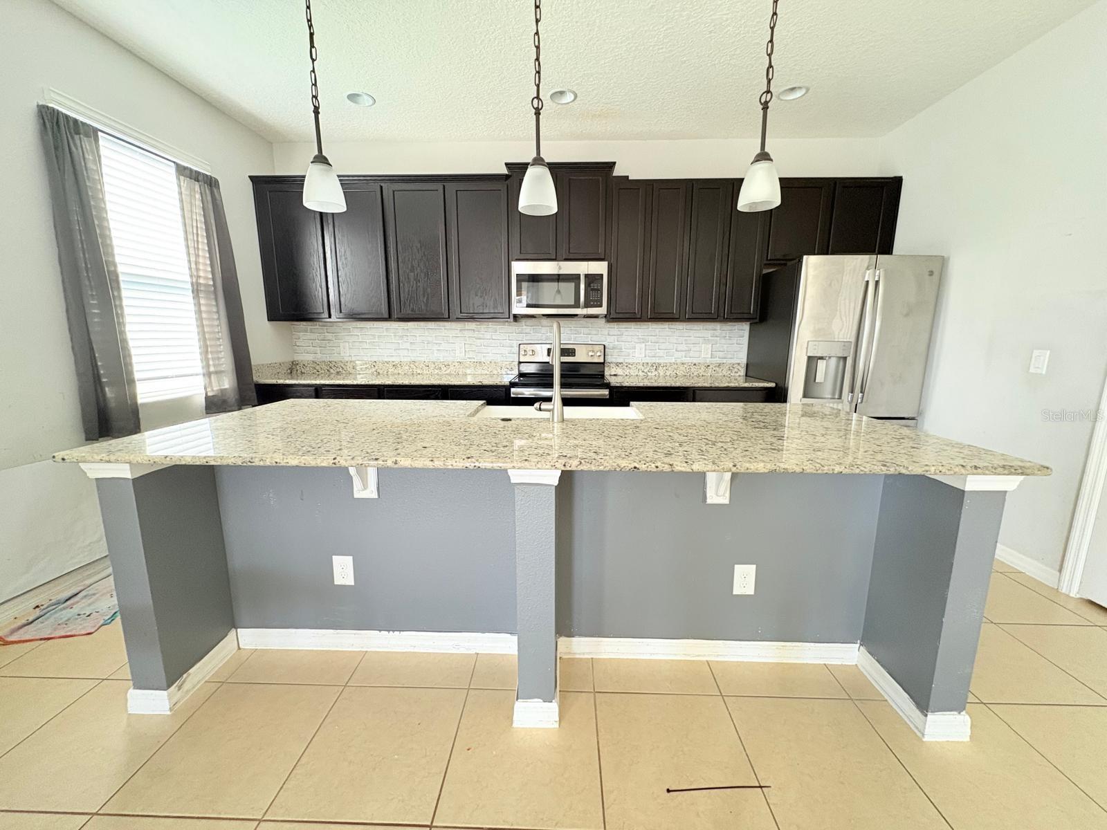 4813 Marcos Cir Property Photo 9