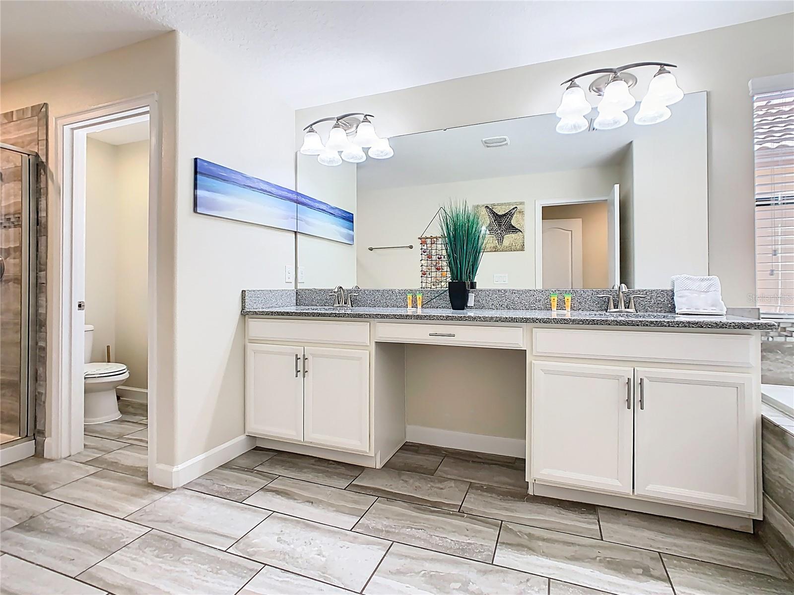 5528 Solterra Cir Property Photo 29