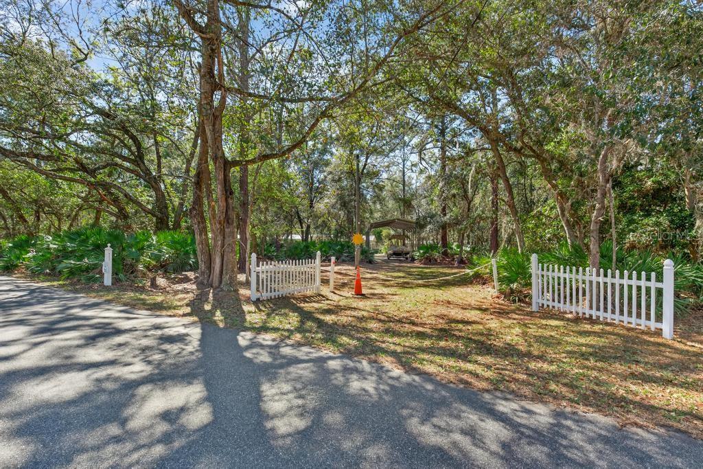 8321 Hardwood Landing Rd Property Photo 4