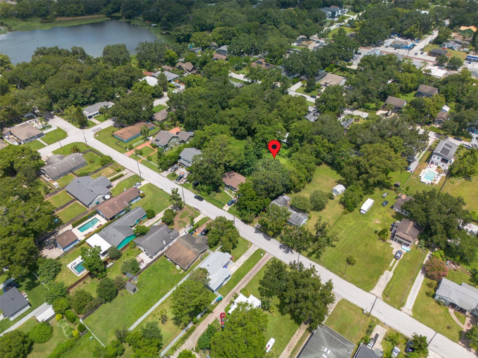 Carlton Dr Property Photo 6