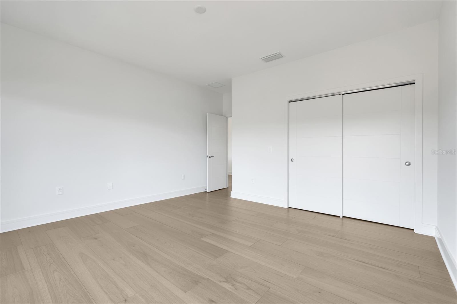 3056 Kensington Ave Property Photo 37