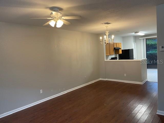 803 Shropshire Loop Property Photo 4