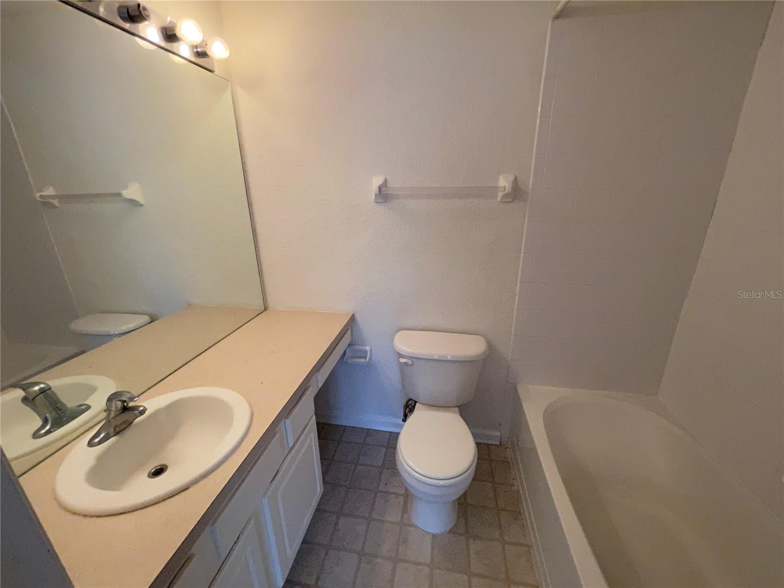 803 Shropshire Loop Property Photo 21