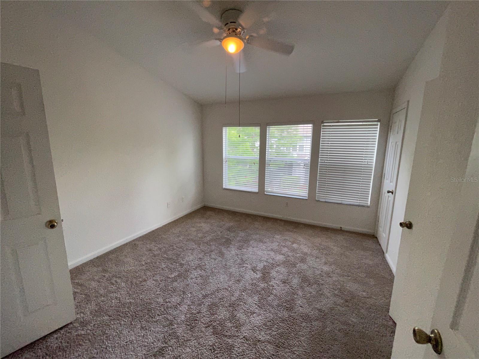 803 Shropshire Loop Property Photo 23