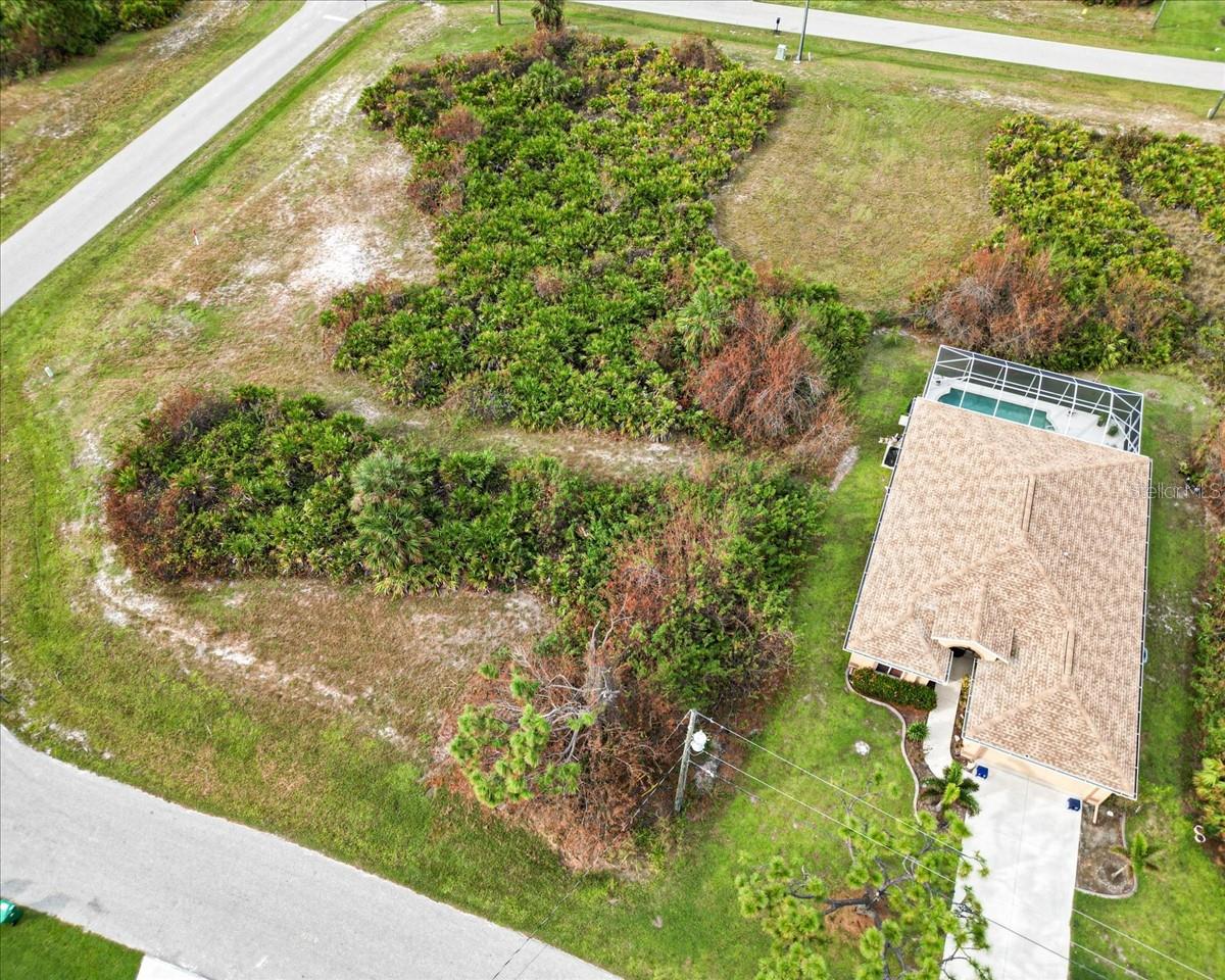 442 Albatross Rd Property Photo 3
