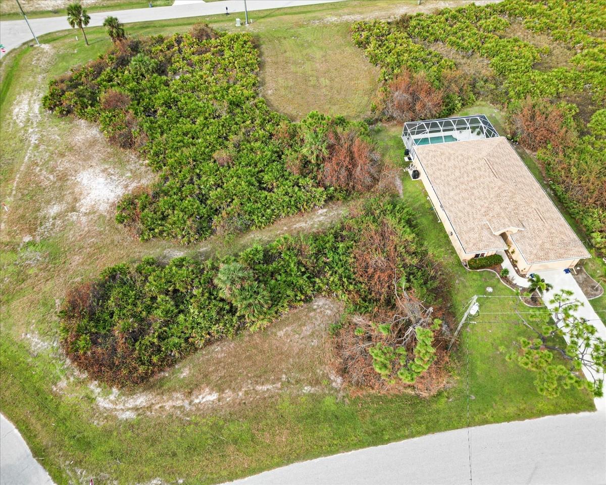 442 Albatross Rd Property Photo 4