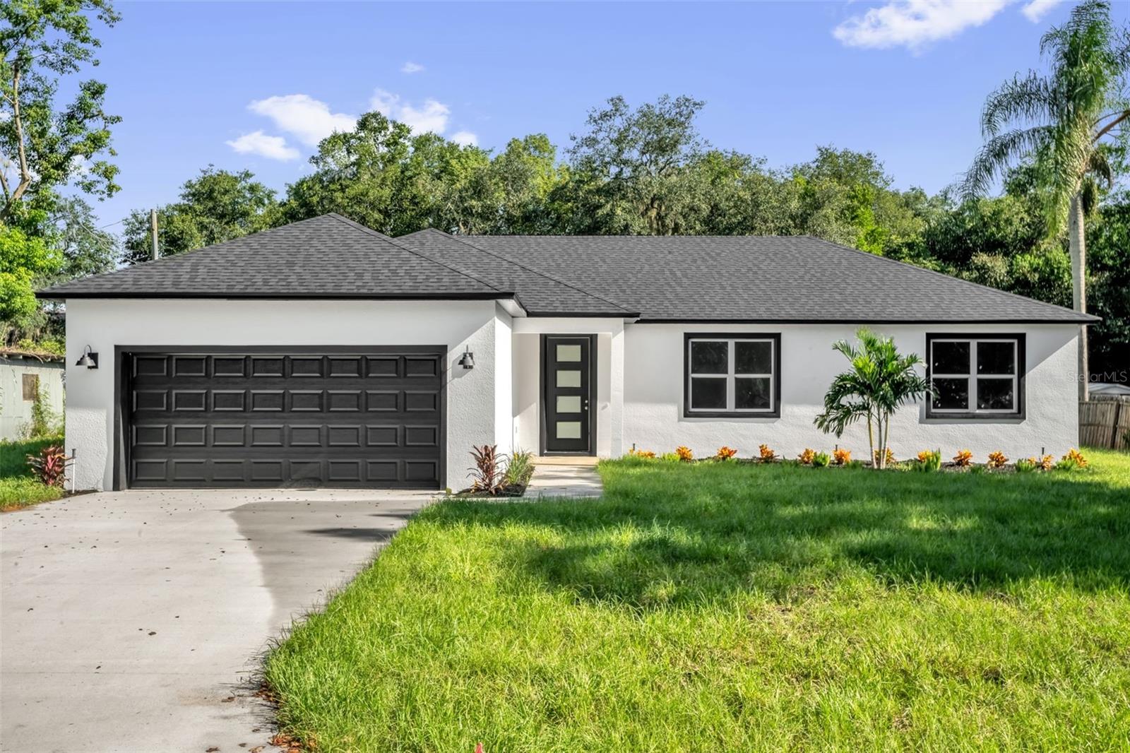 13311 Midway Ave Property Photo 1