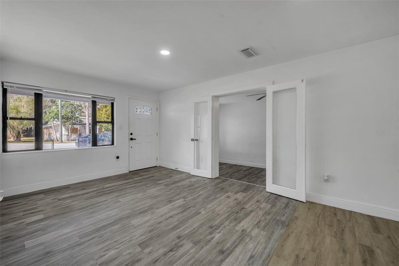 1307 Shepherd Ave Property Photo 19