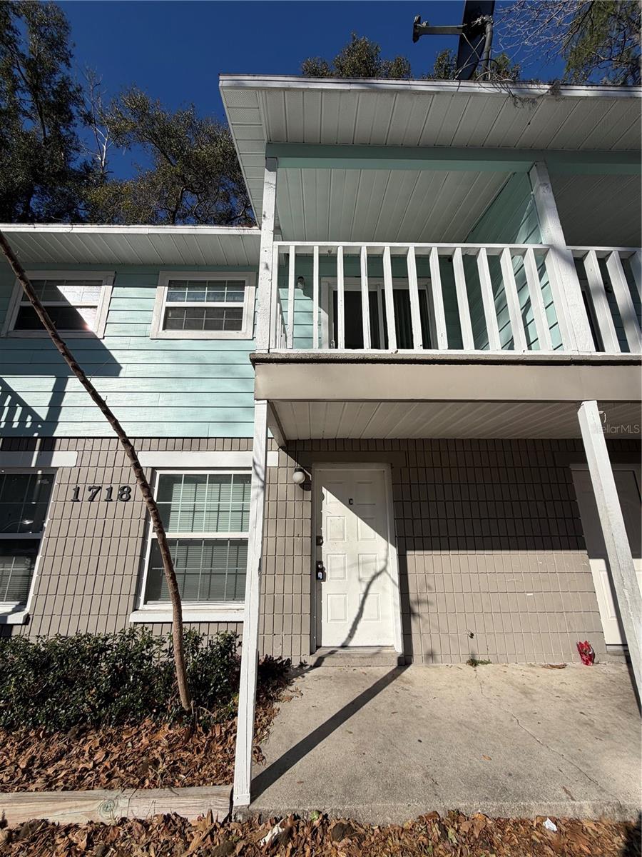 1718 SW 69TH TER #A Property Photo 1