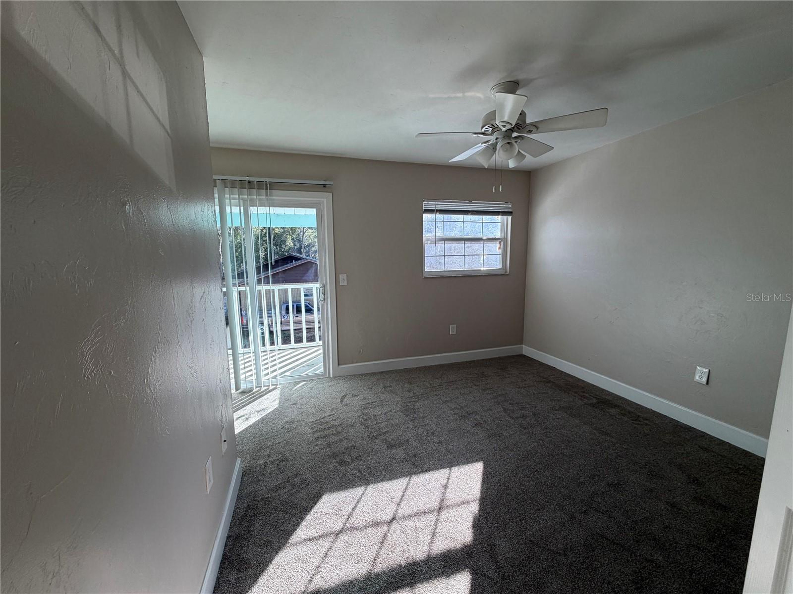 1718 Sw 69th Ter #a Property Photo 3
