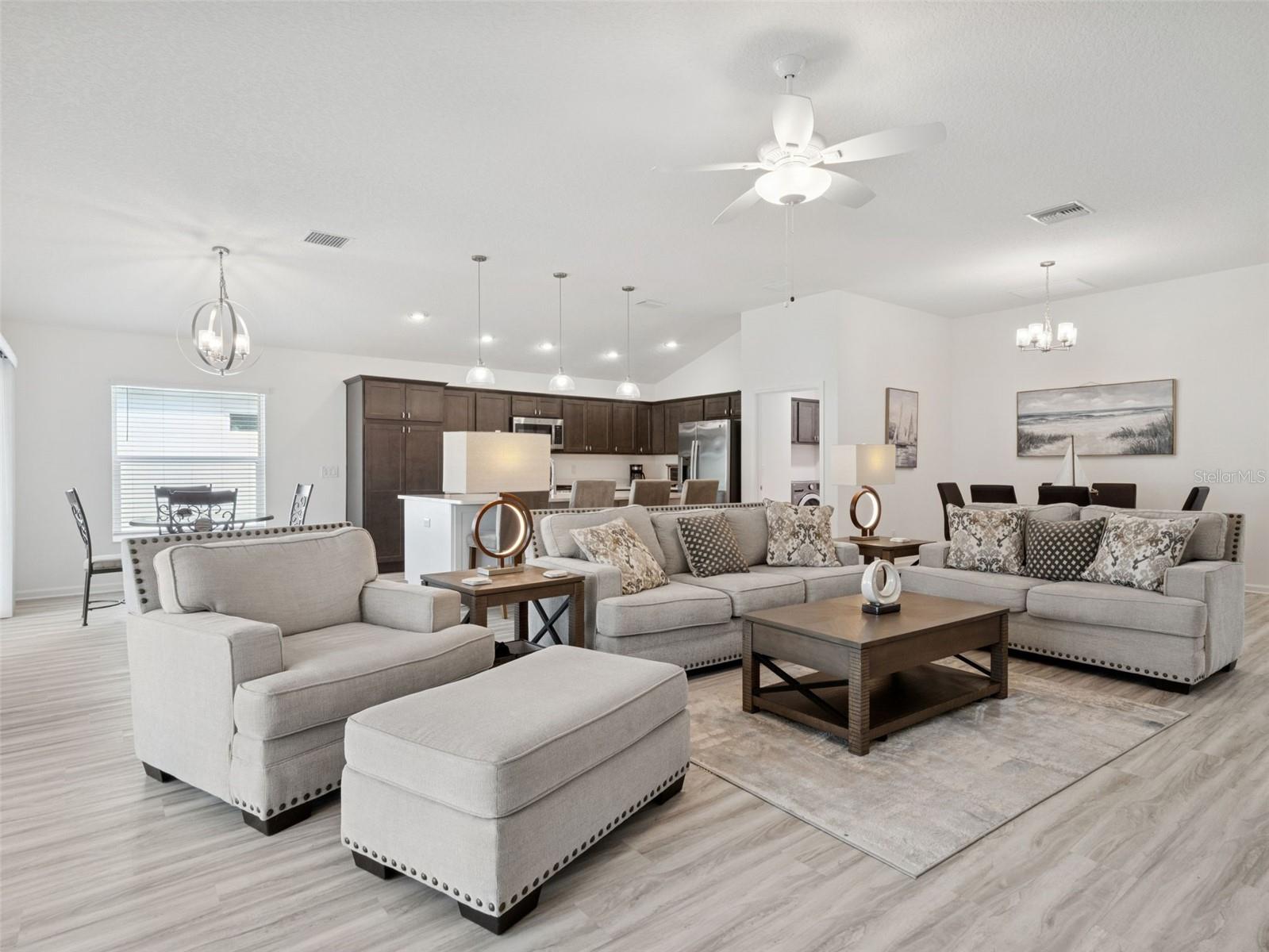 7492 Far Hills Loop Property Photo 24
