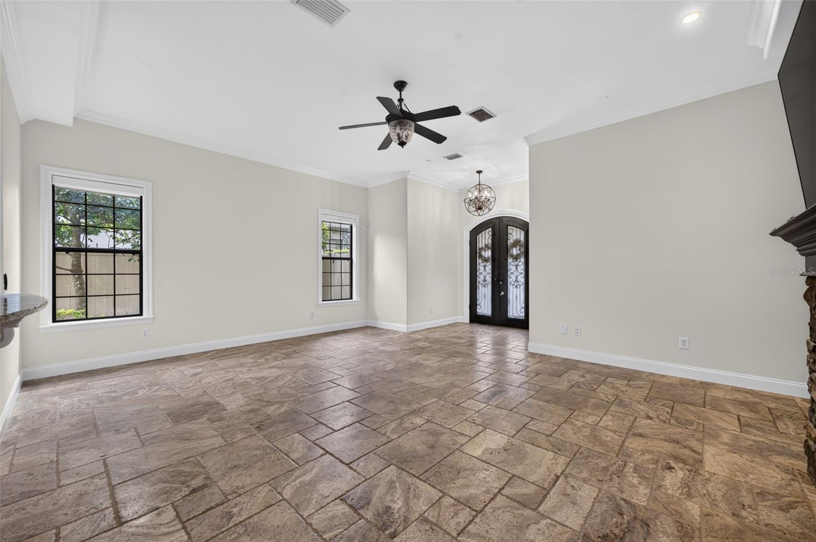 1570 Palmer Ave Property Photo 4