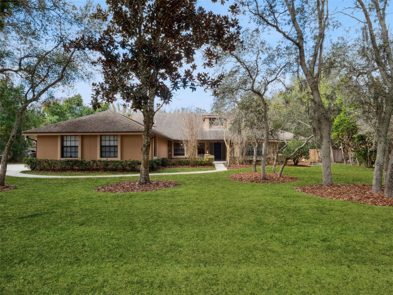 5314 Shadywood Ln Property Photo 1