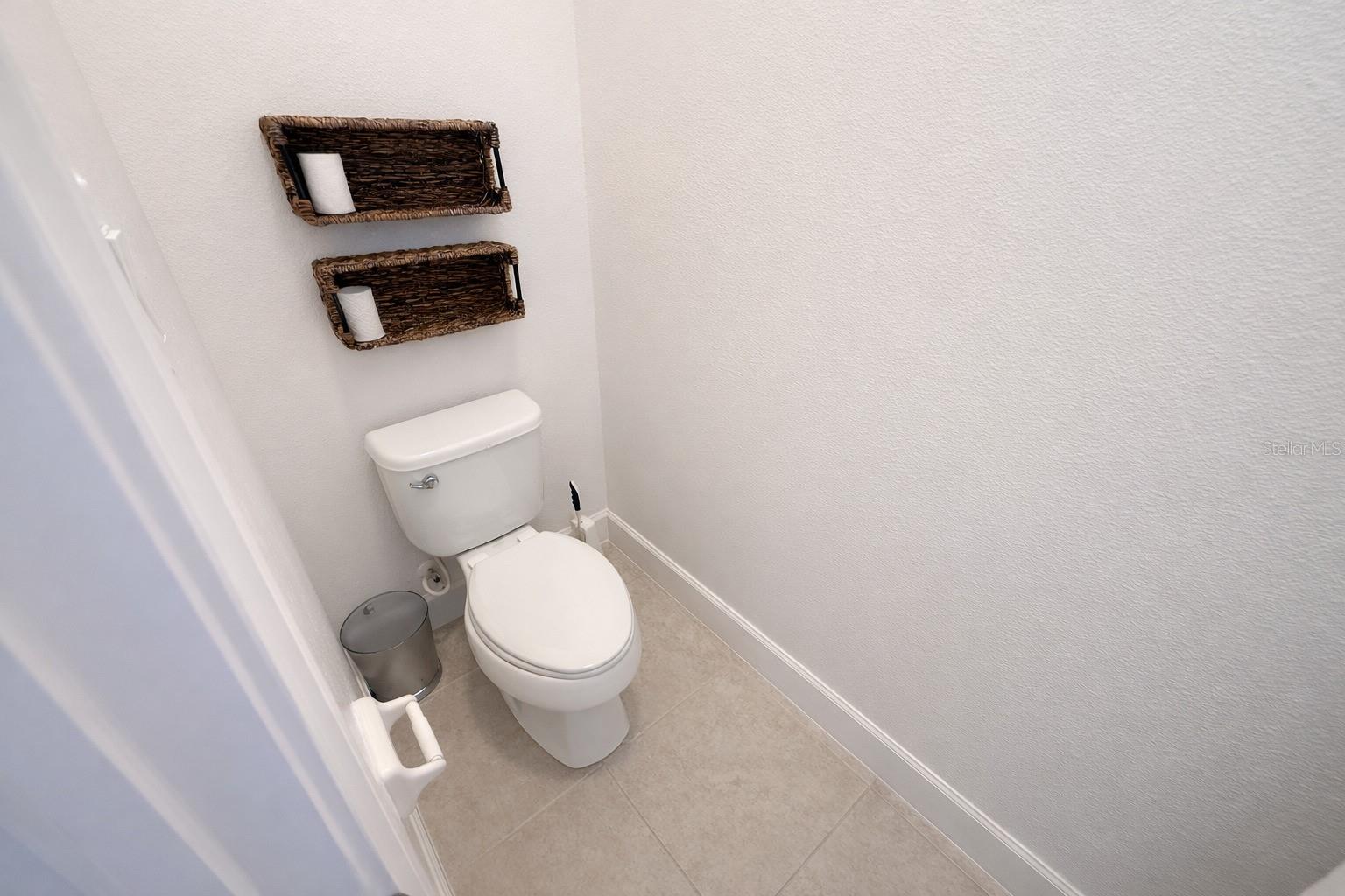 4084 Oaktree Dr Property Photo 23