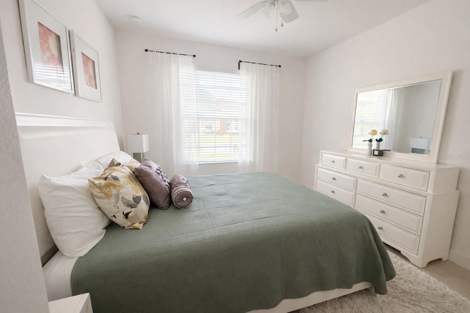 4084 Oaktree Dr Property Photo 32