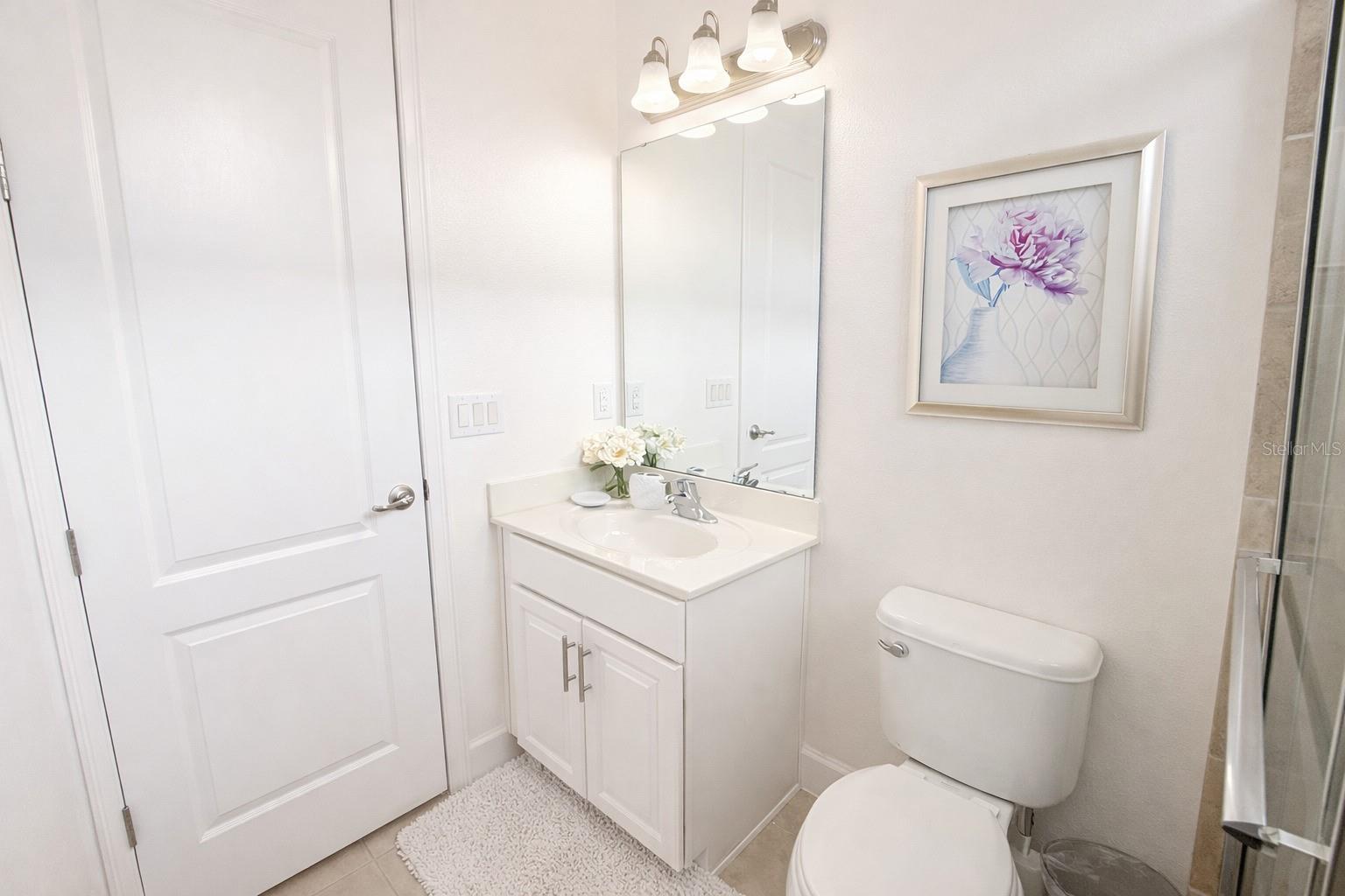 4084 Oaktree Dr Property Photo 34