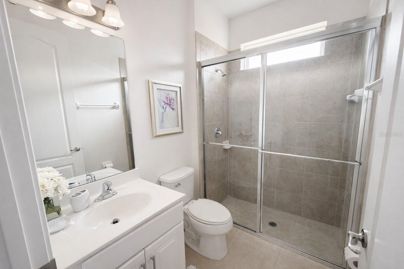 4084 Oaktree Dr Property Photo 35