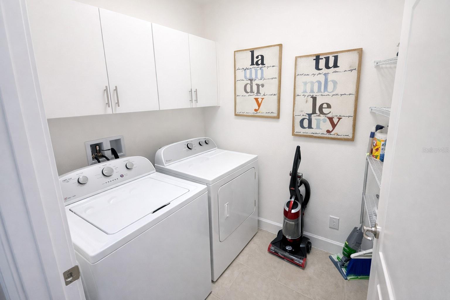 4084 Oaktree Dr Property Photo 36