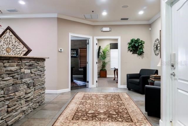 1100 Town Plaza Ct #2010-f Property Photo 9