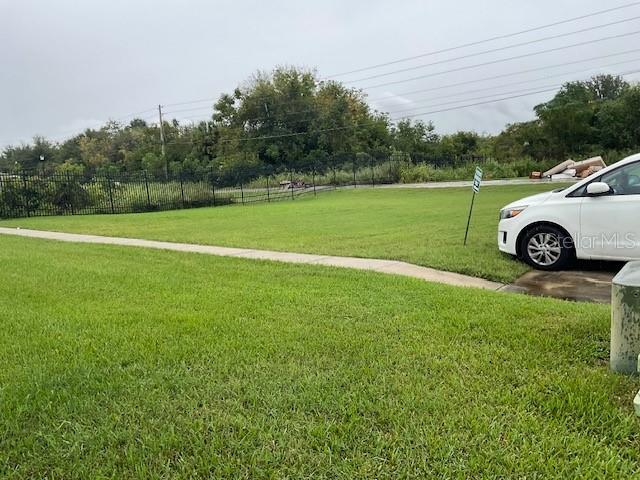 Willow Dr Property Photo 3