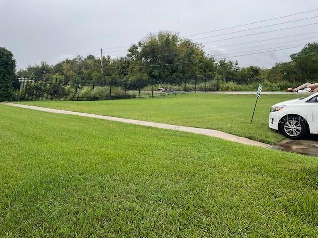 Willow Dr Property Photo 4