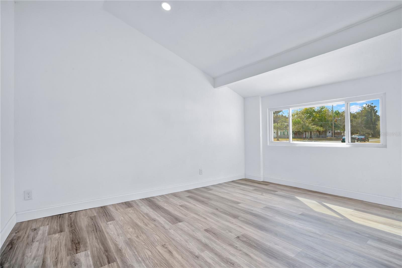 1499 Wilton Ave Property Photo 27