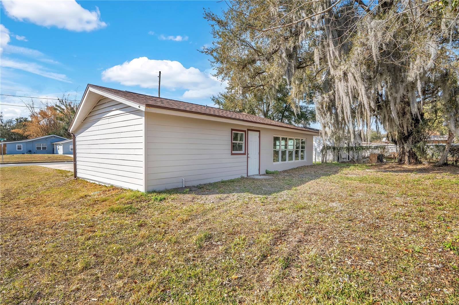 1499 Wilton Ave Property Photo 35