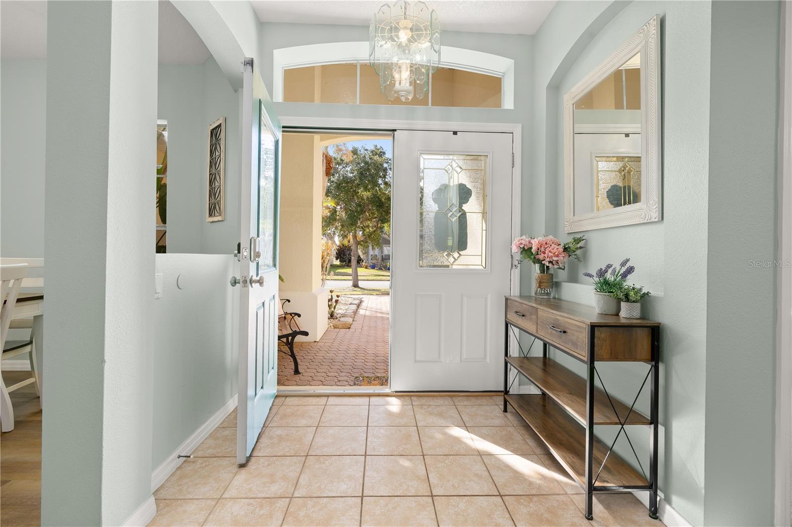 1831 Windward Oaks Ct Property Photo 4