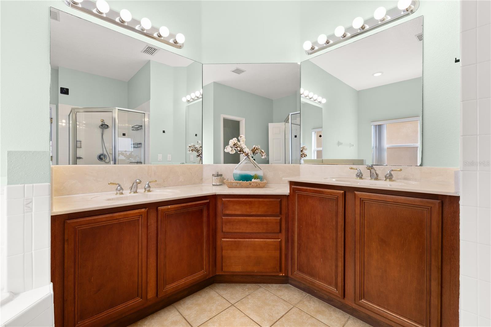 1831 Windward Oaks Ct Property Photo 17