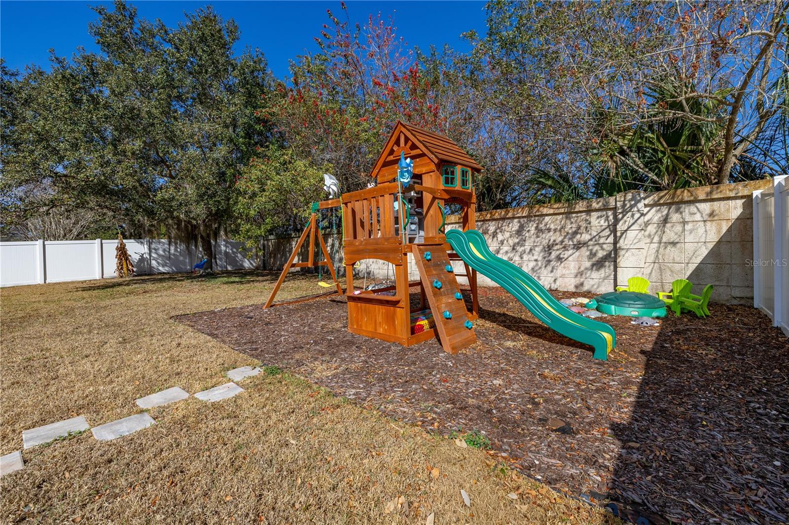 1831 Windward Oaks Ct Property Photo 30