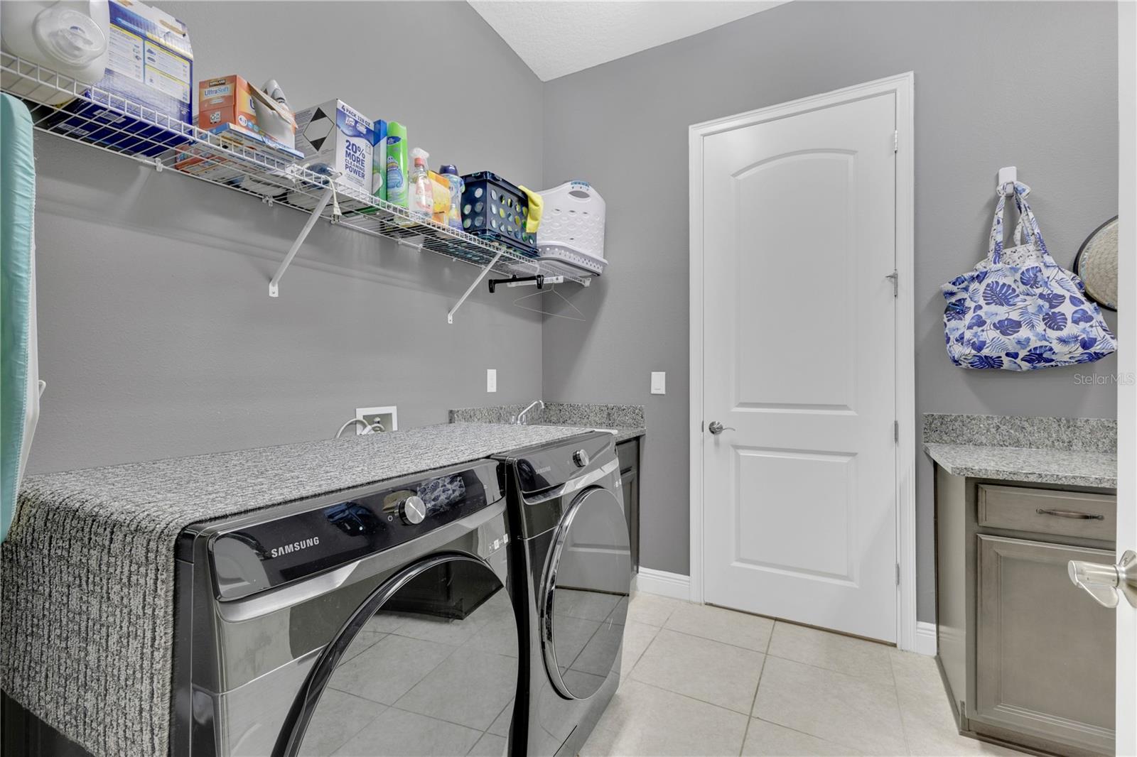 13321 Oakenshaw Ln Property Photo 30