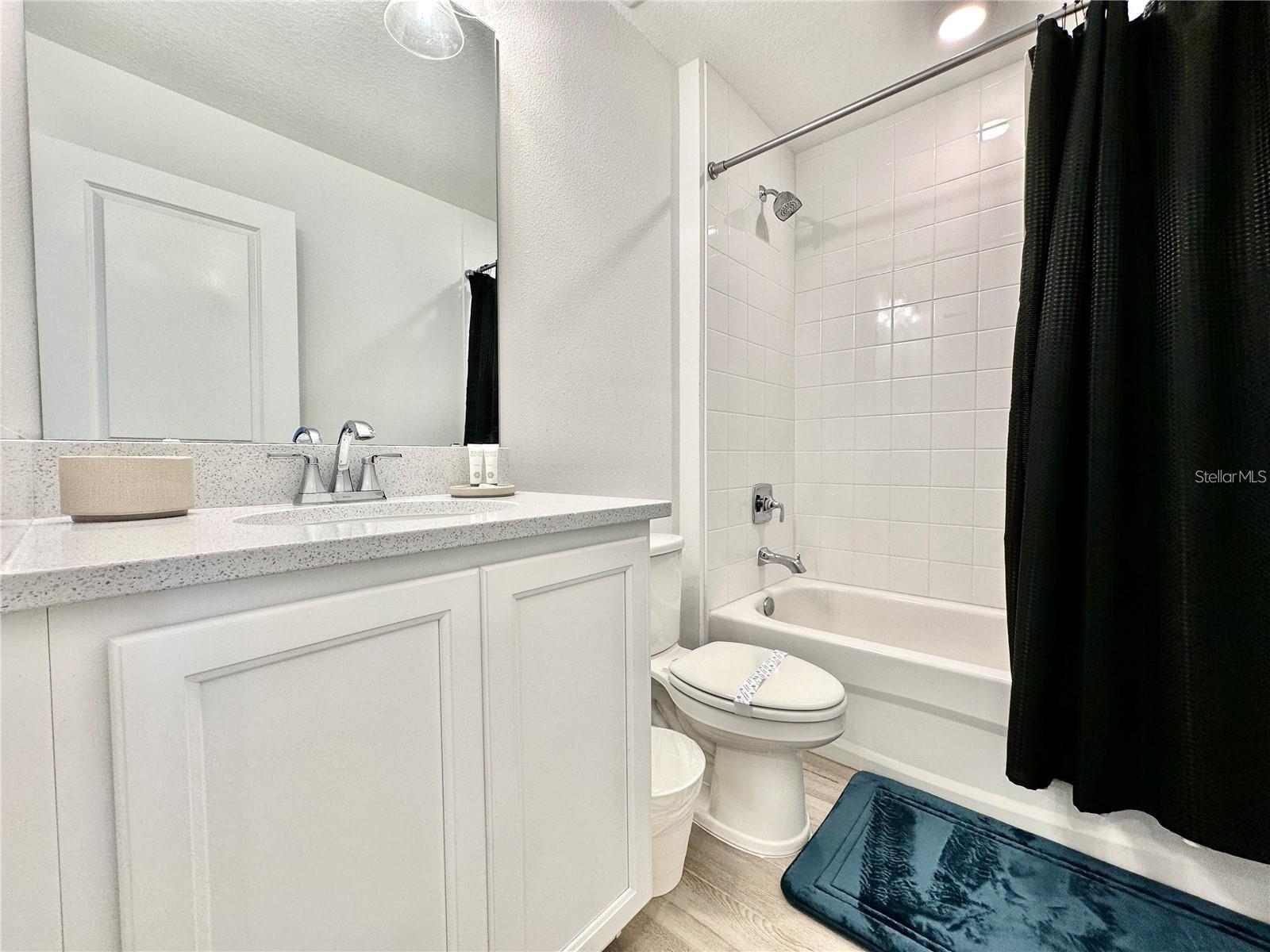 1047 Plantation Ln Property Photo 25