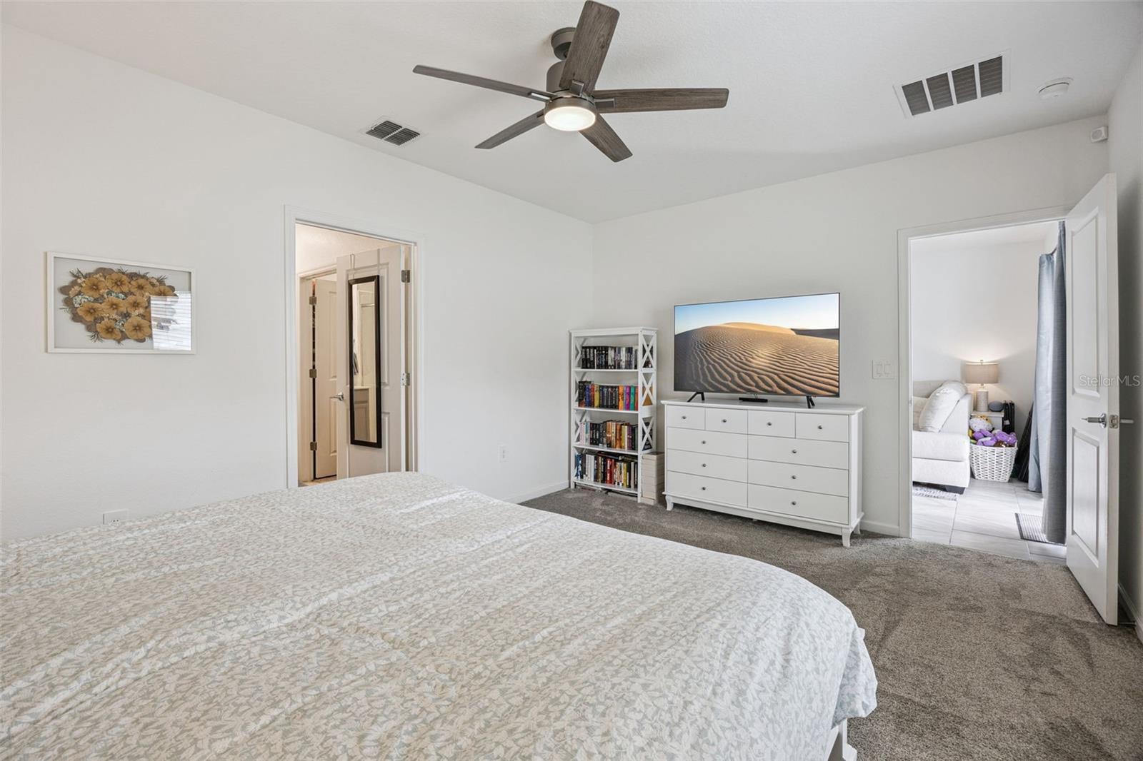 6836 Perch Hammock Loop Property Photo 19