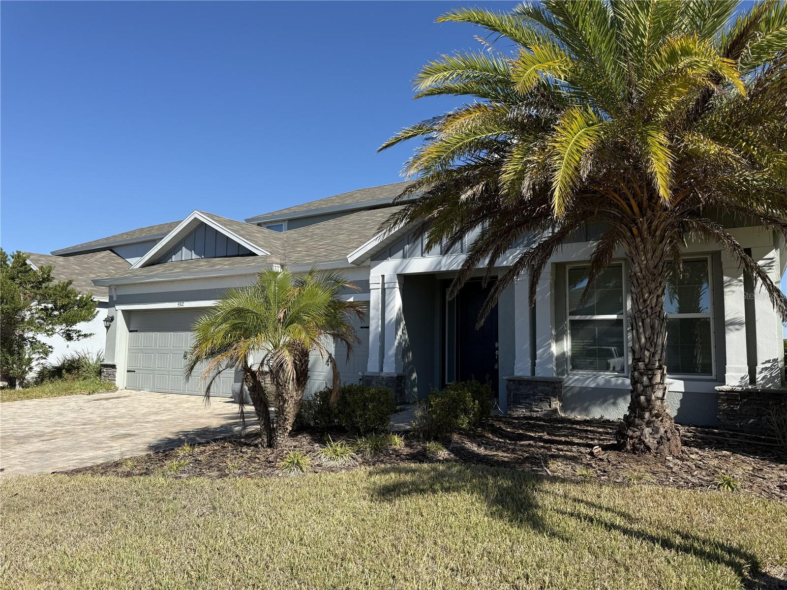O6383928 Property Photo 2