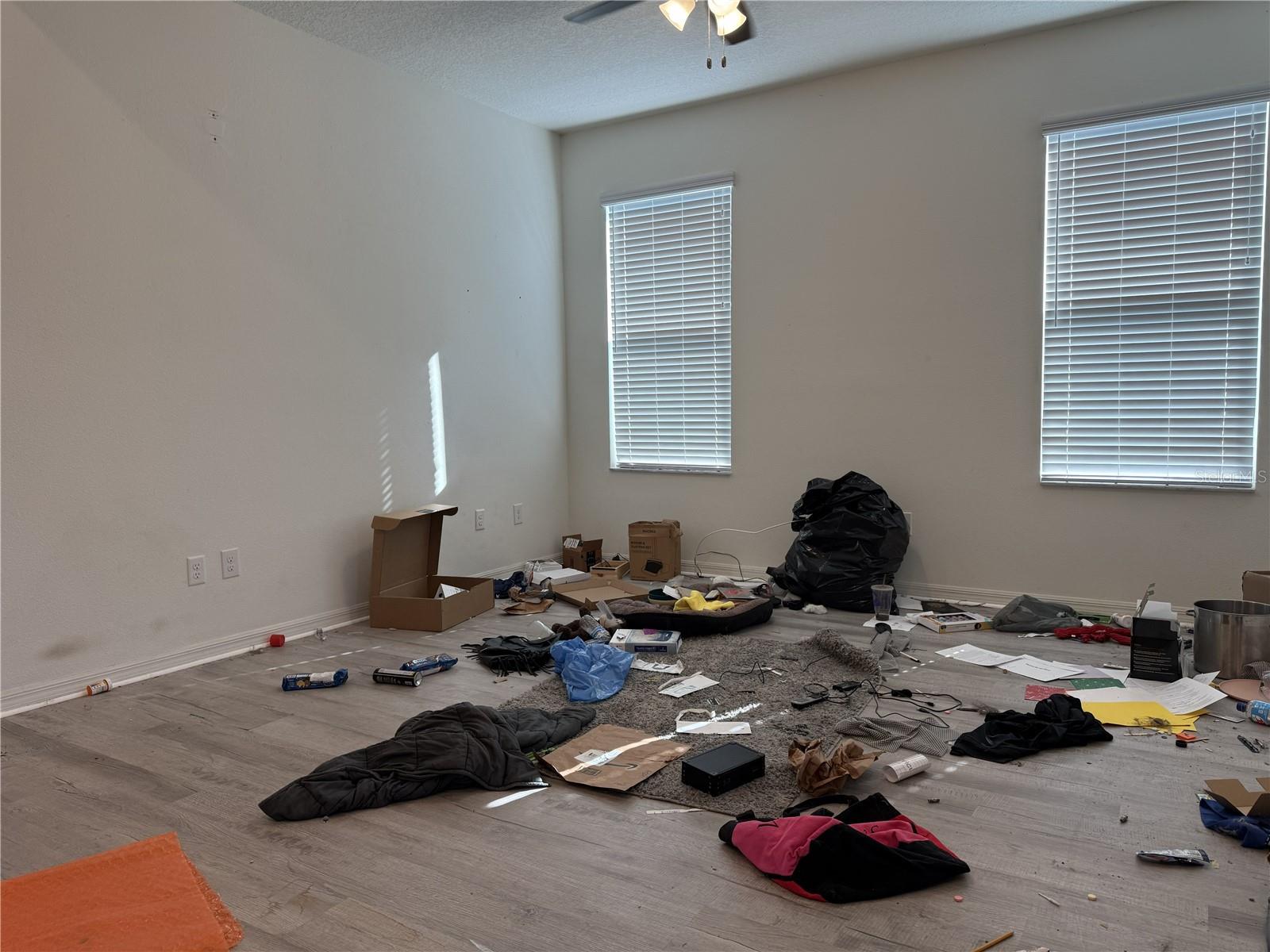 O6383928 Property Photo 17