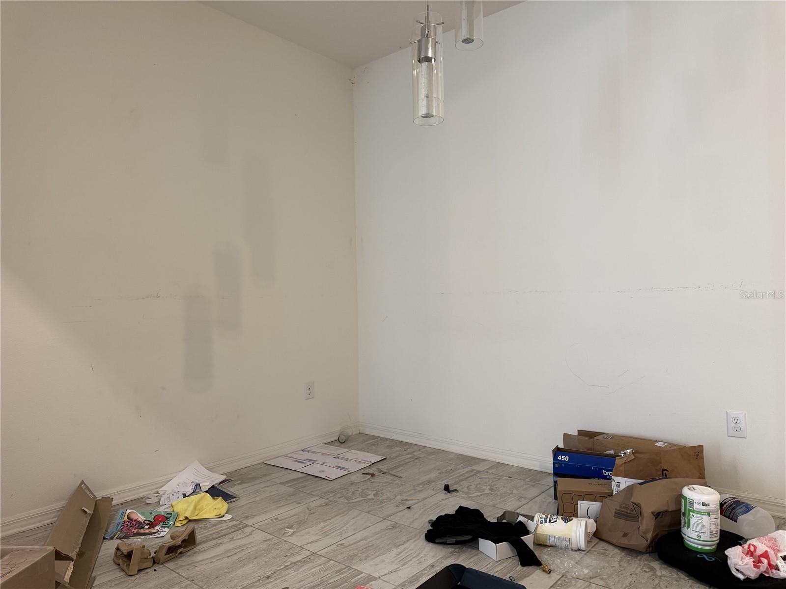O6383928 Property Photo 19