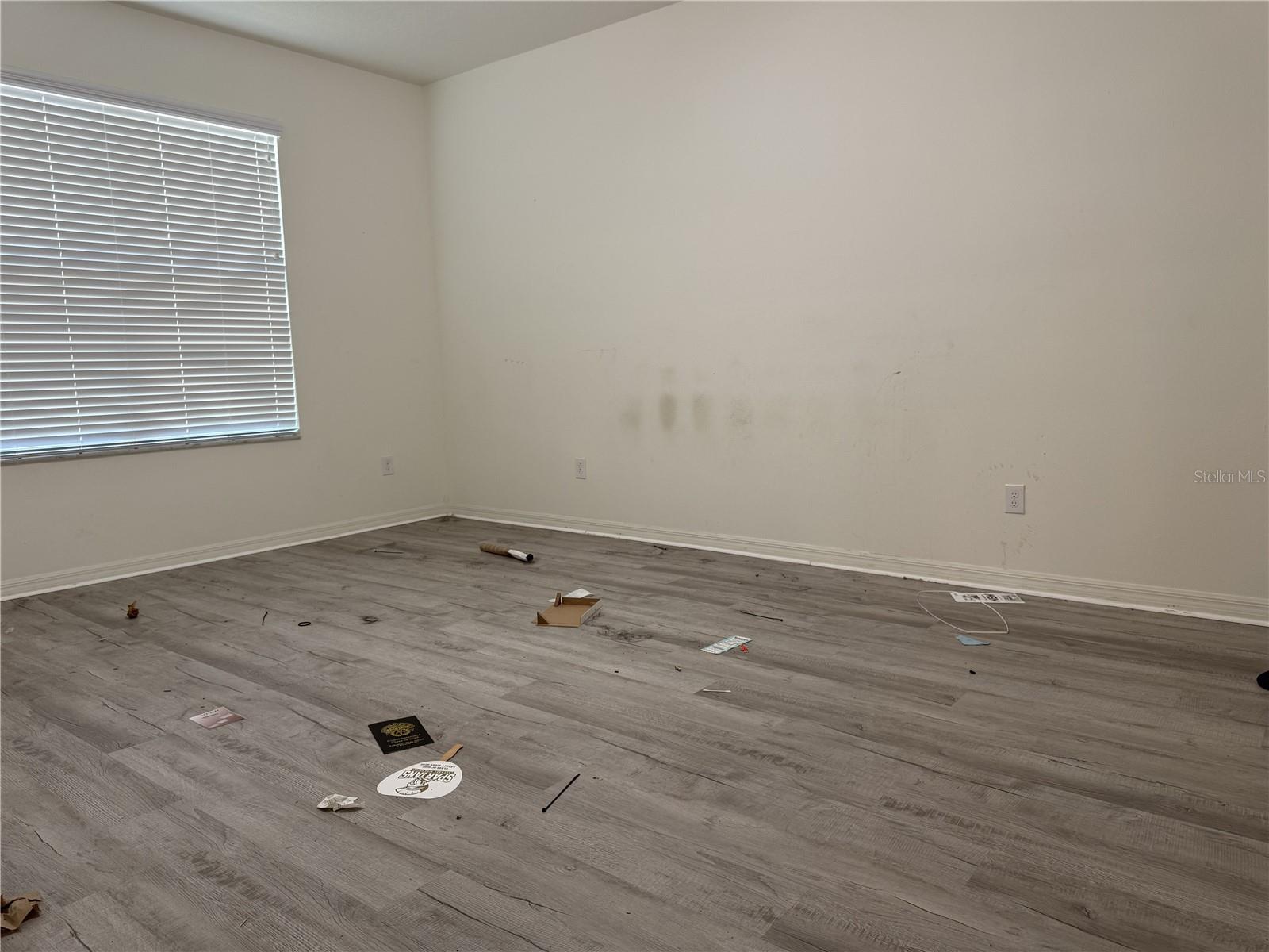 O6383928 Property Photo 26