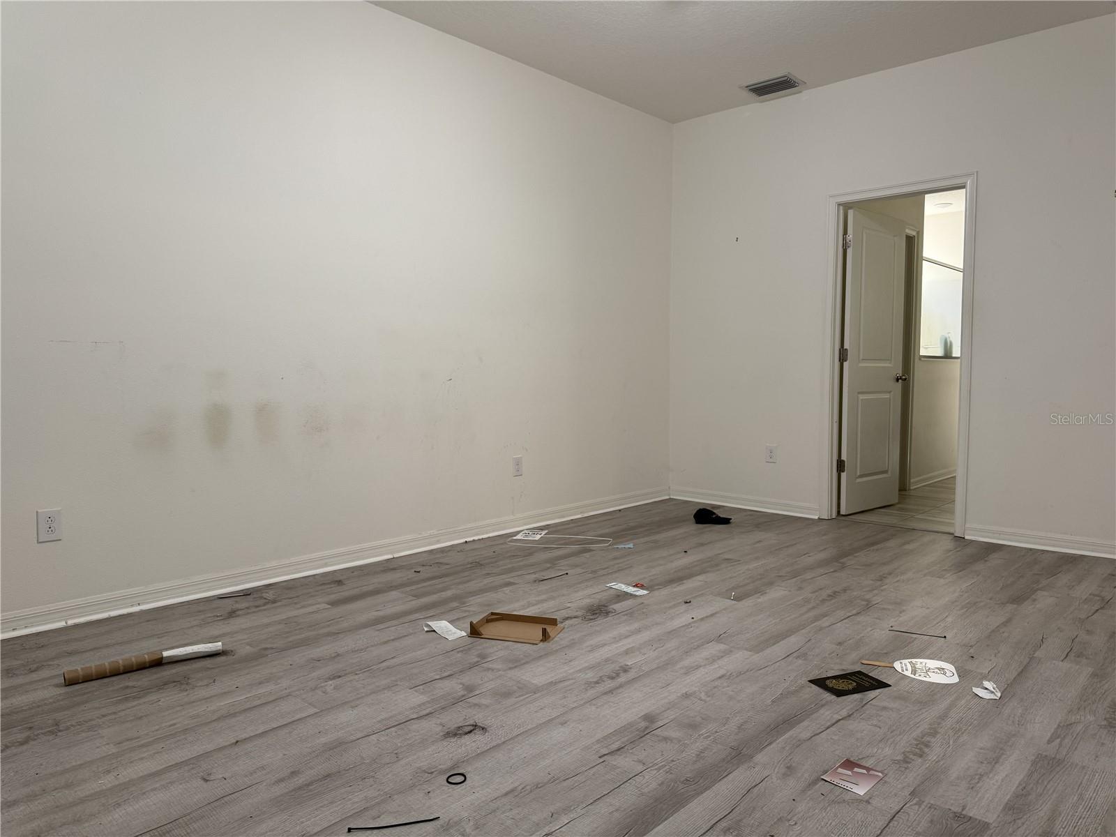 O6383928 Property Photo 27