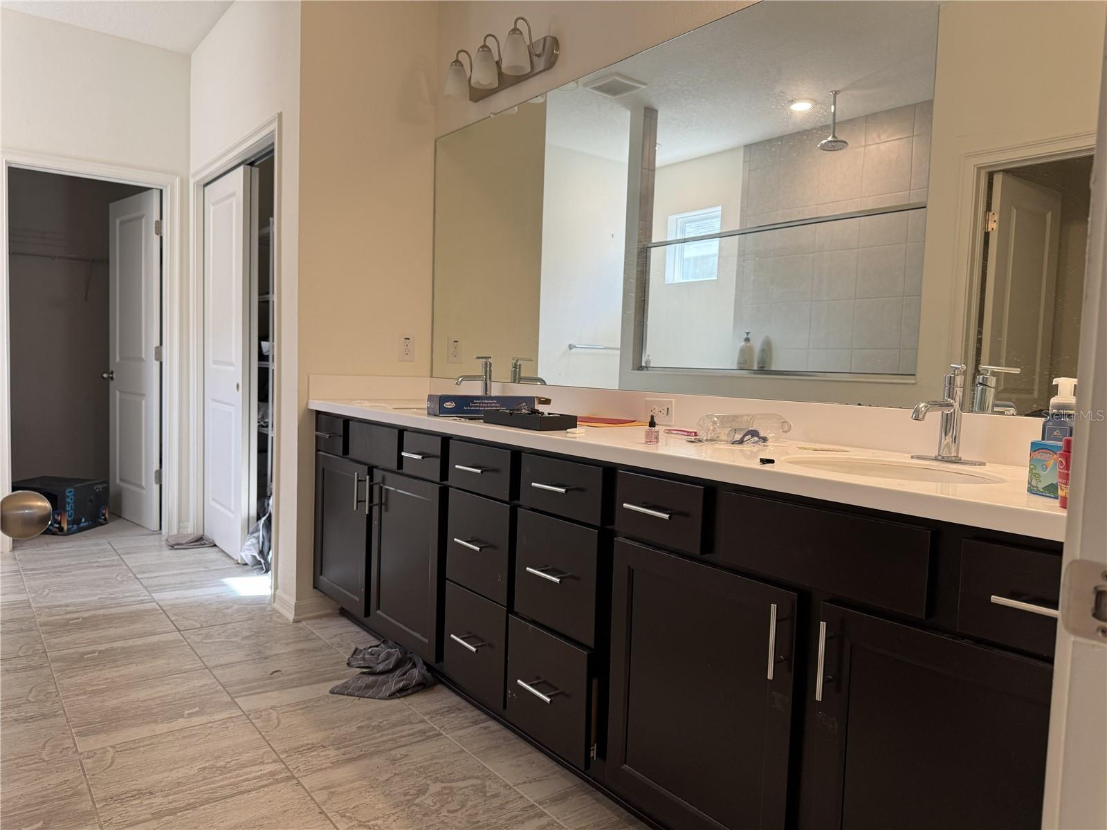 O6383928 Property Photo 28