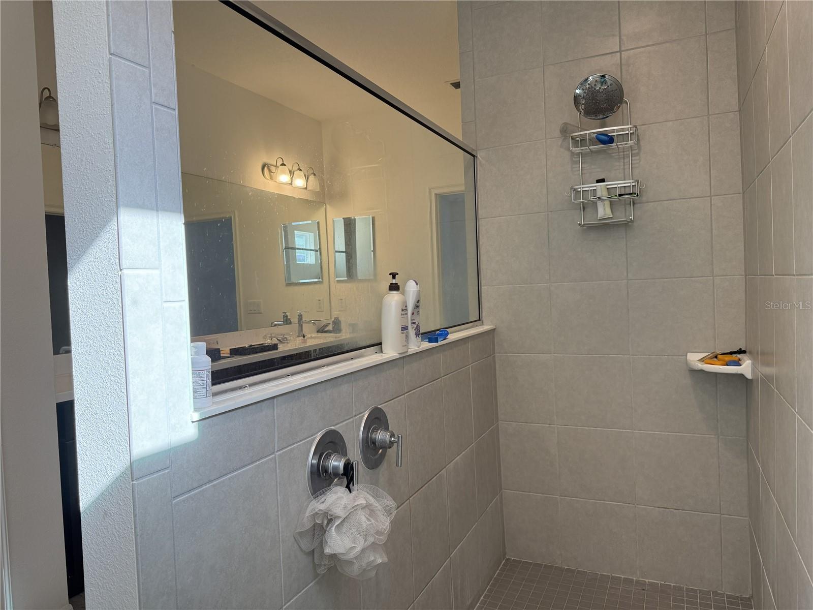 O6383928 Property Photo 29